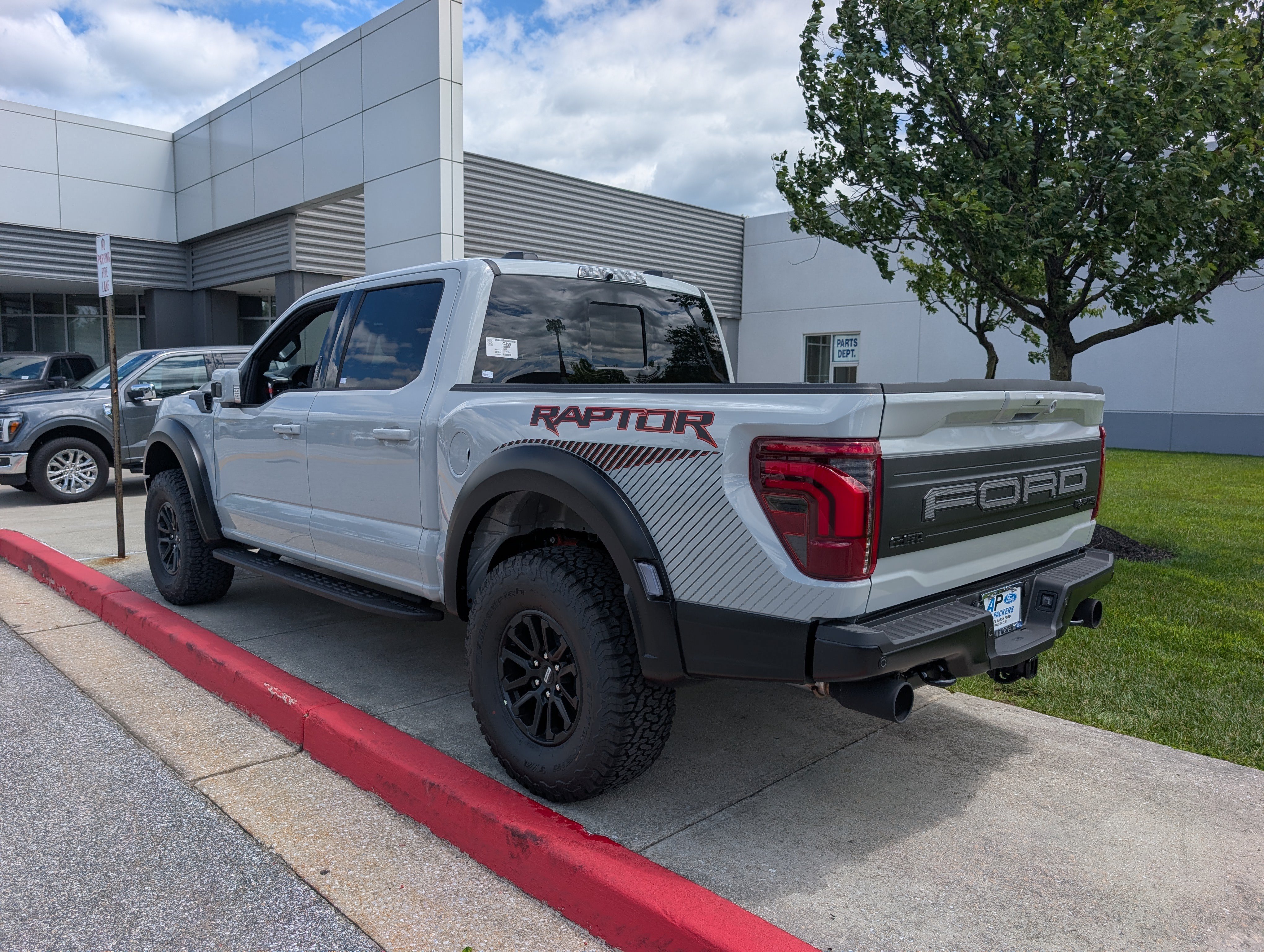 New 2026 Ford F150 Raptor AWD/4WD image 3
