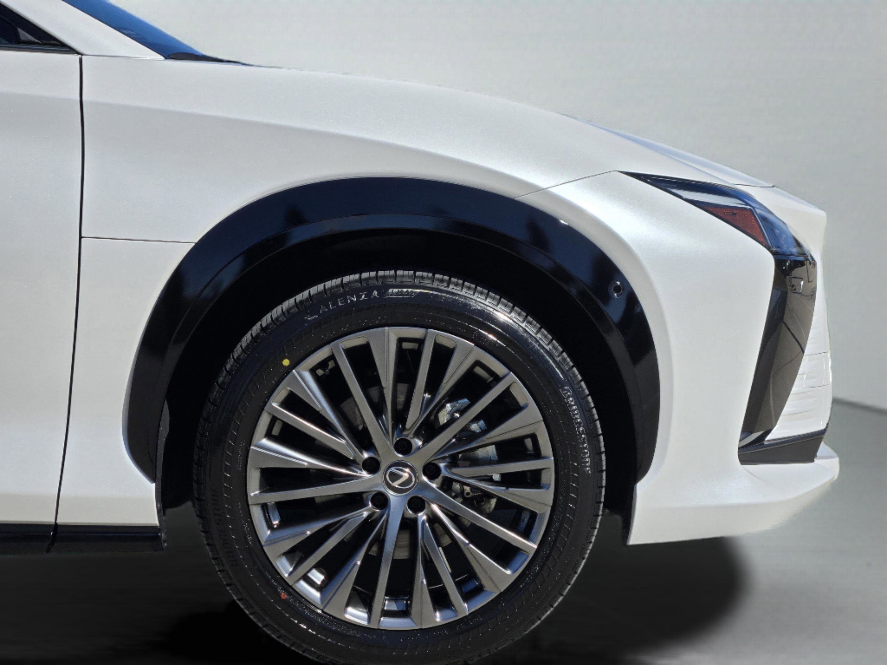 Used 2023 Lexus RZ 450e Premium w/ Accessory Package (Z1) image 38