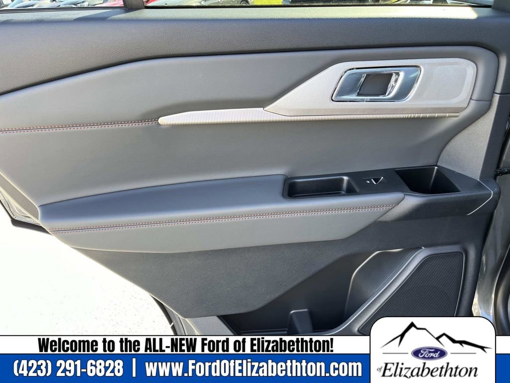 New 2026 Ford Explorer Active image 17