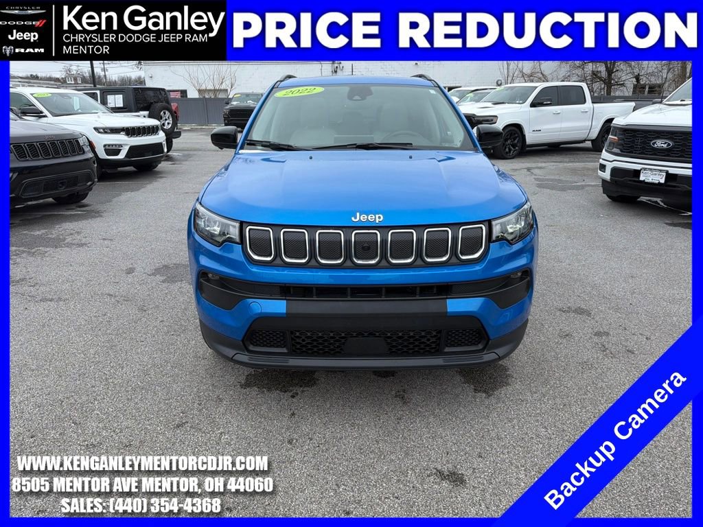 Used 2022 Jeep Compass Latitude w/ Sun and Sound Group image 2