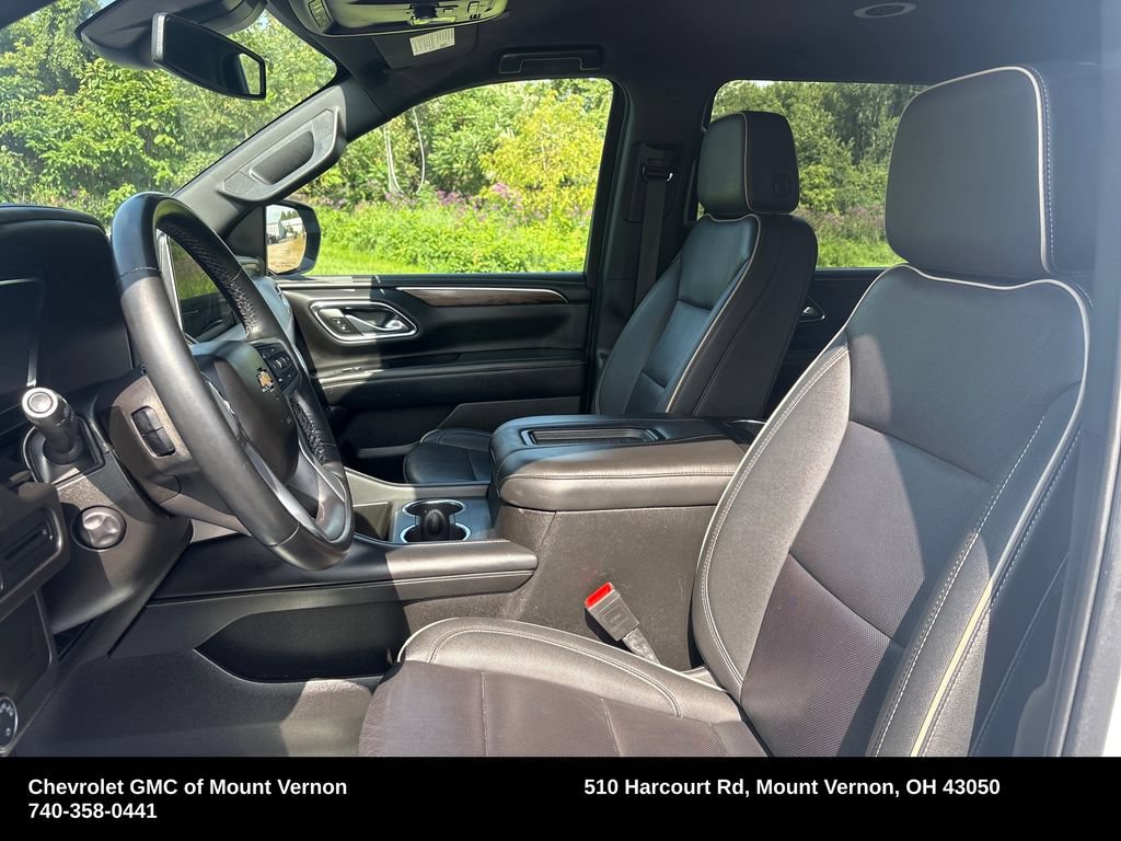 Used 2024 Chevrolet Suburban Premier AWD/4WD image 11