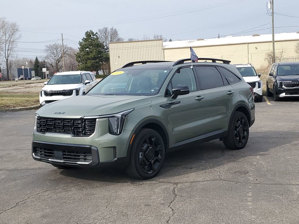 Used 2025 Kia Sorento X-Line EX image 2