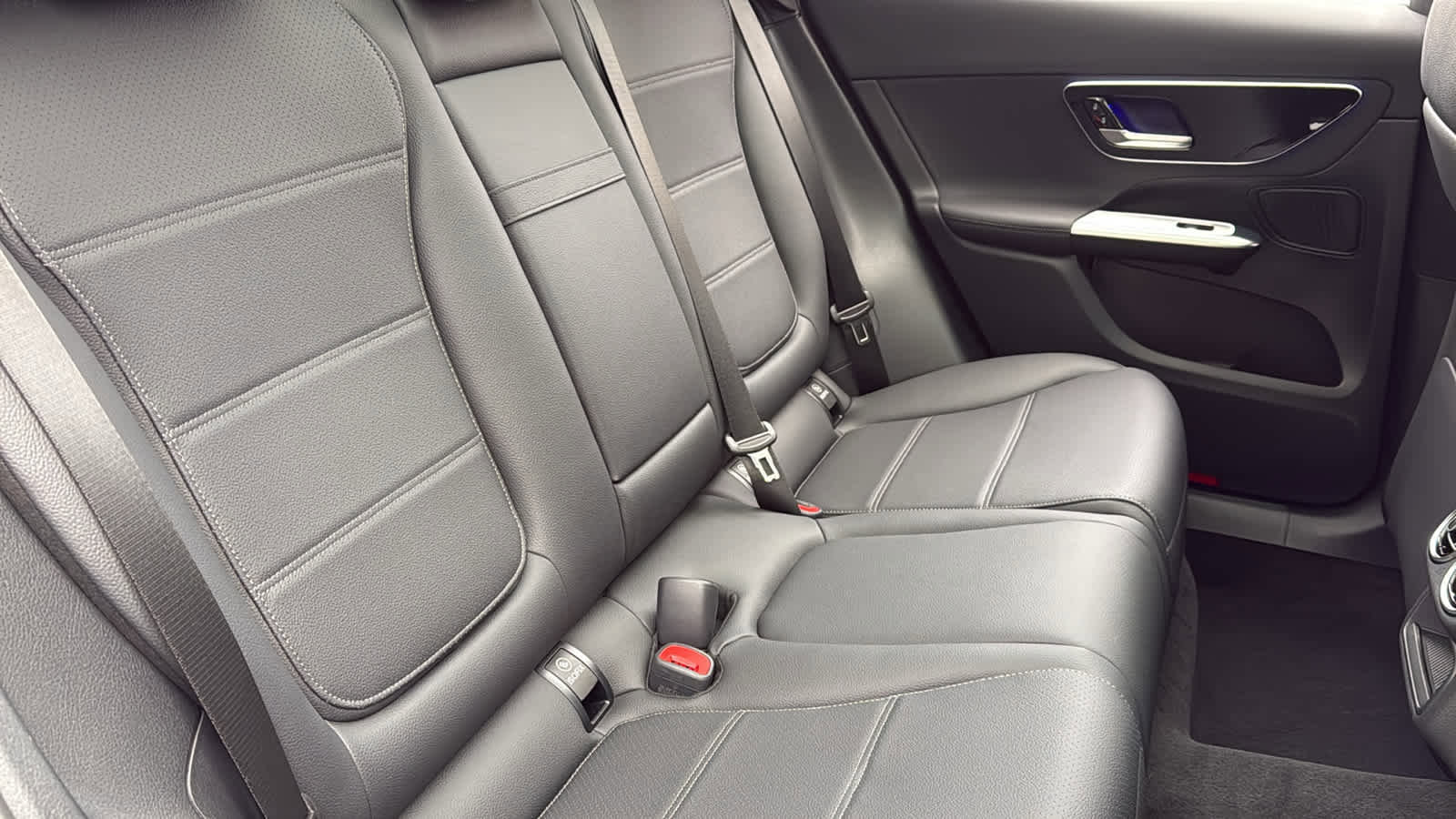 New 2026 Mercedes-Benz GLC 300 4MATIC image 33