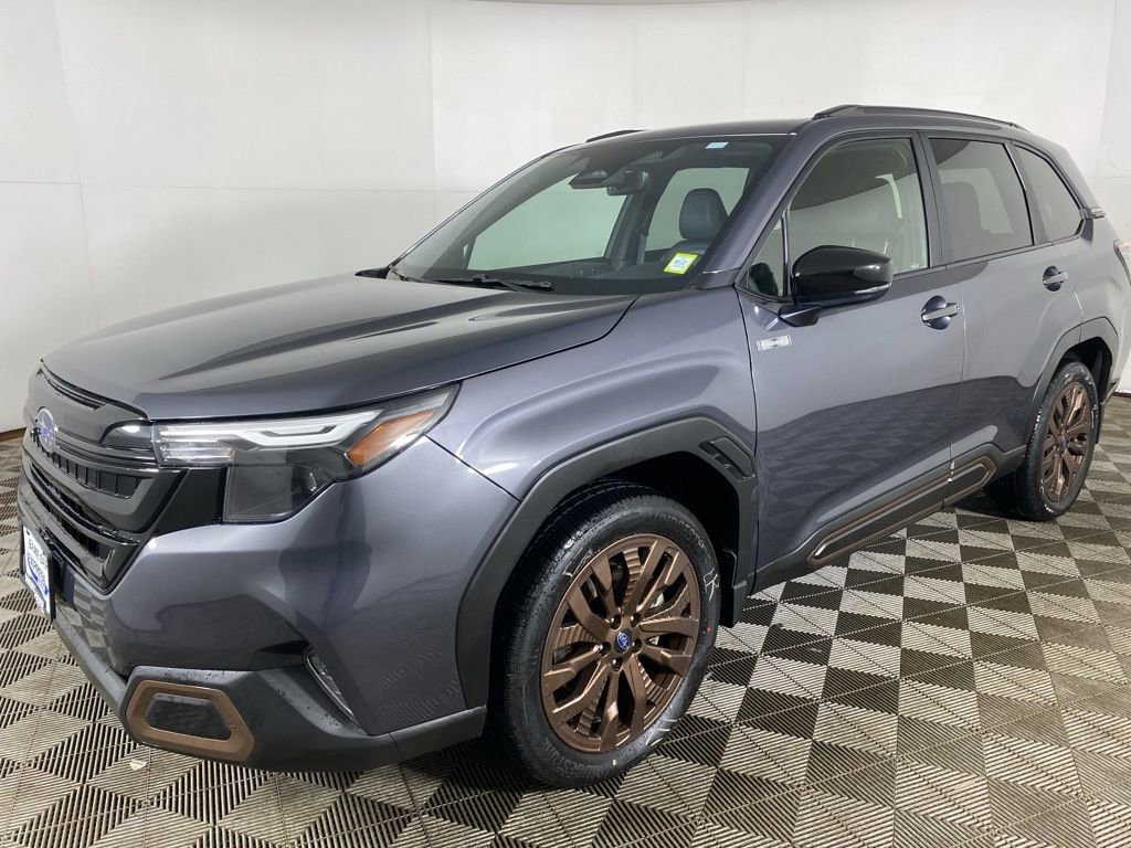 Used 2025 Subaru Forester Sport image 11