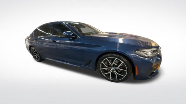 Used 2022 BMW 530i w/ M Sport Package RWD image 10