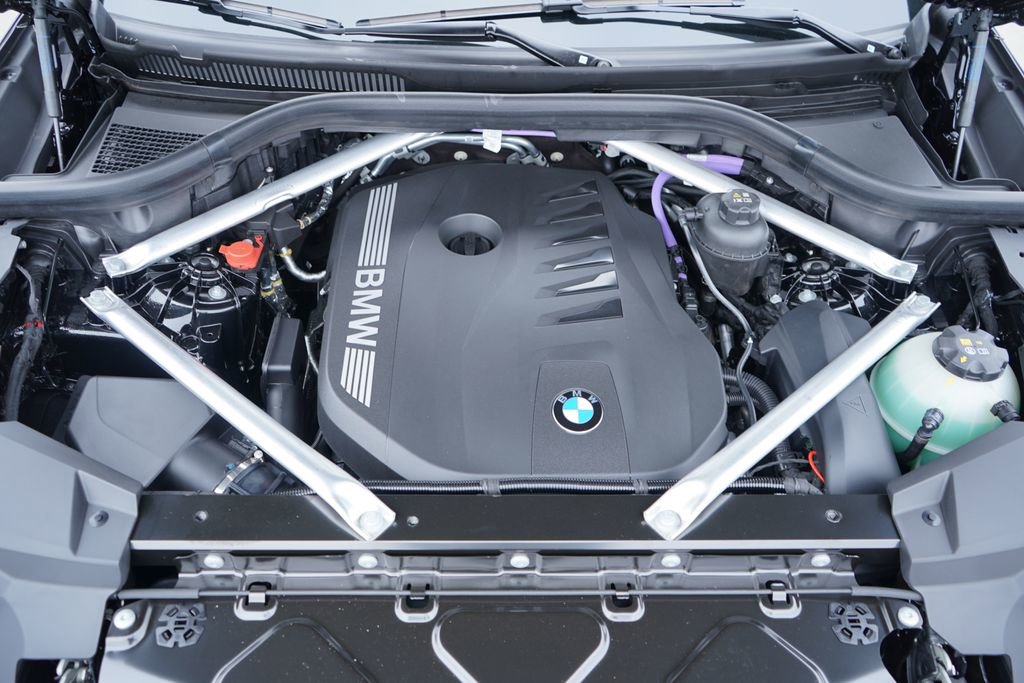 New 2026 BMW X5 sDrive40i w/ M Sport Package image 21
