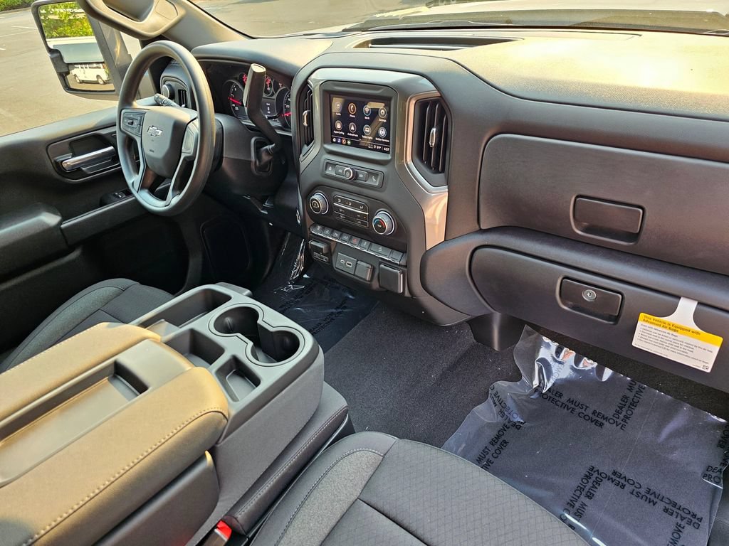 New 2026 Chevrolet Silverado 2500 Custom w/ Custom Value Package AWD/4WD image 10
