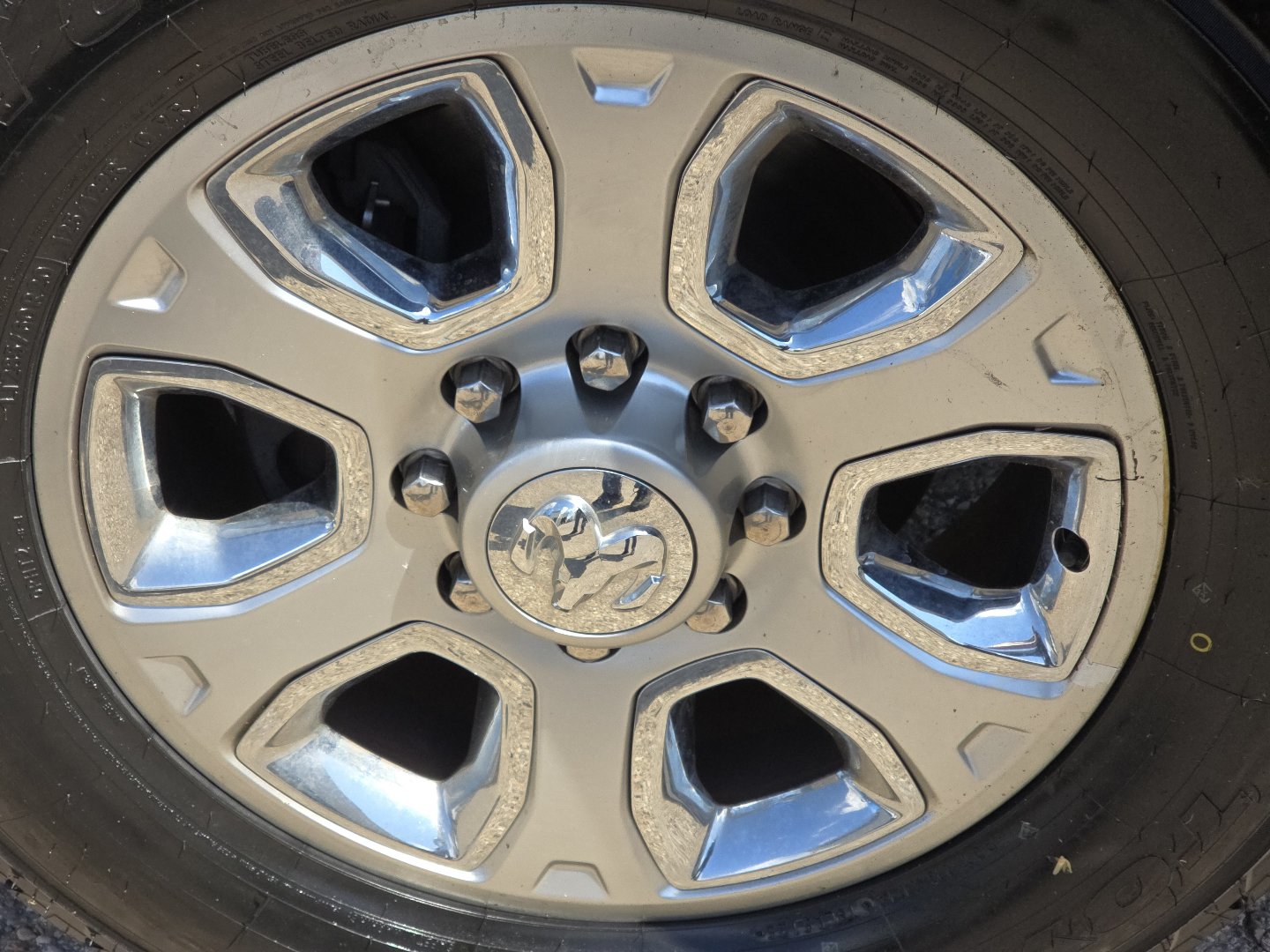 Used 2018 RAM 2500 Laramie w/ Off Road Package AWD/4WD image 14
