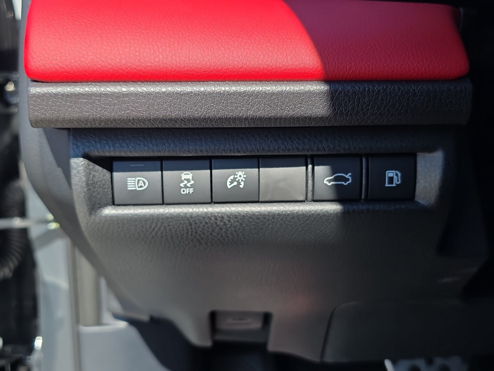 Used 2026 Toyota Camry XSE FWD image 23