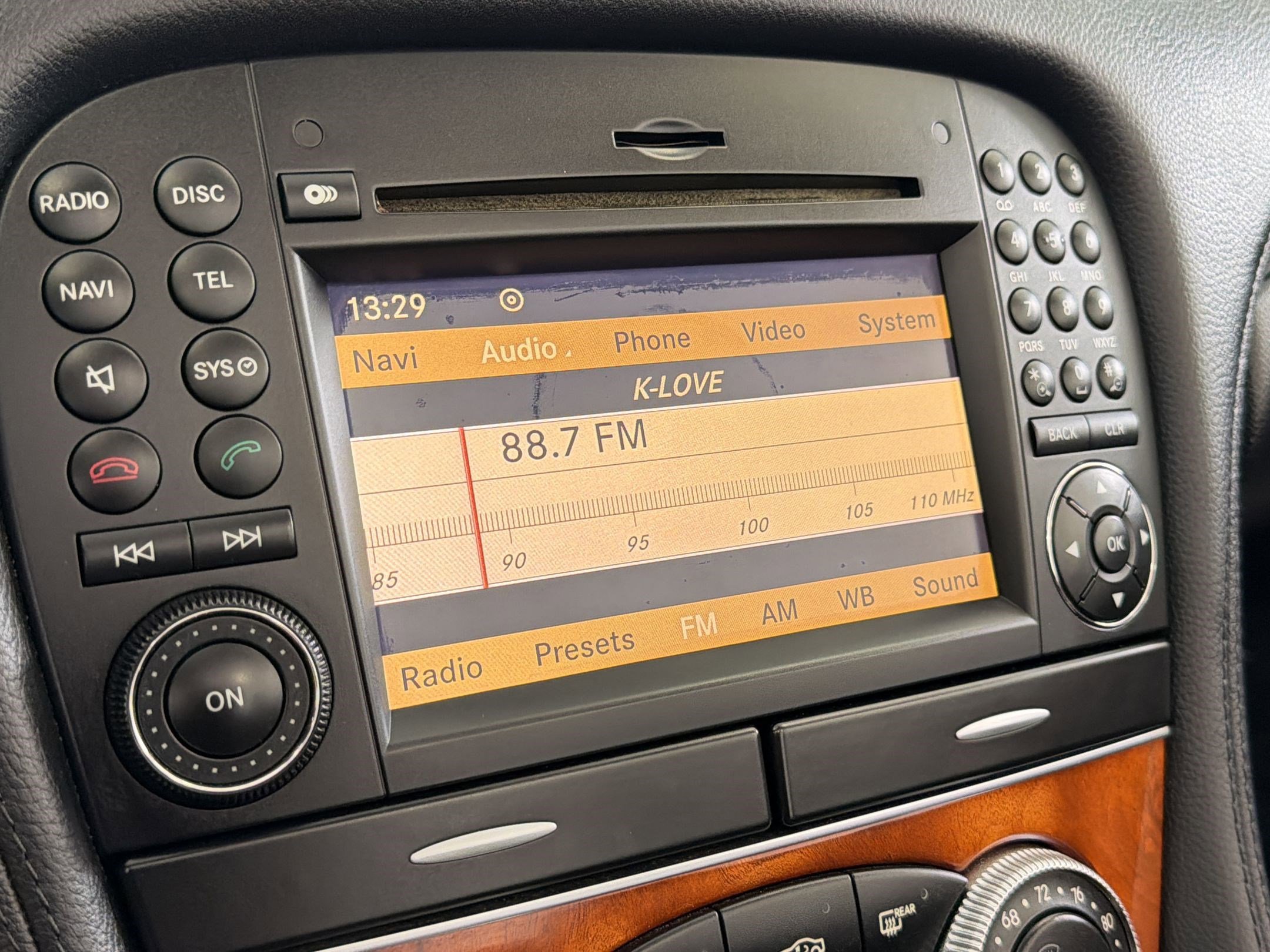 Used 2009 Mercedes-Benz SL 550 image 23