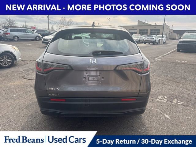 Used 2023 Honda HR-V LX image 7
