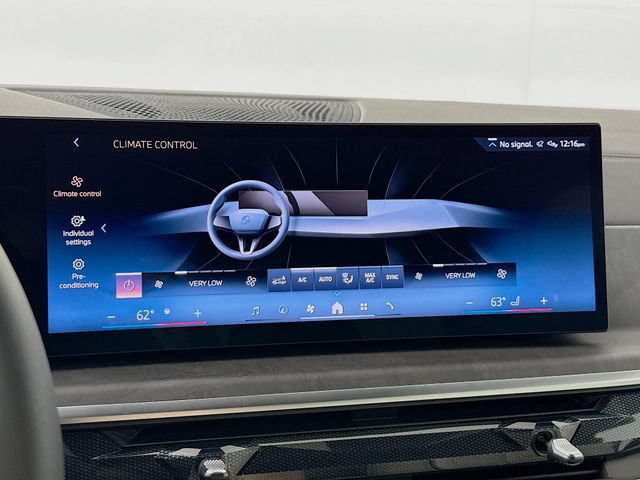 Used 2025 BMW X5 xDrive40i w/ Climate Comfort Package AWD/4WD image 16