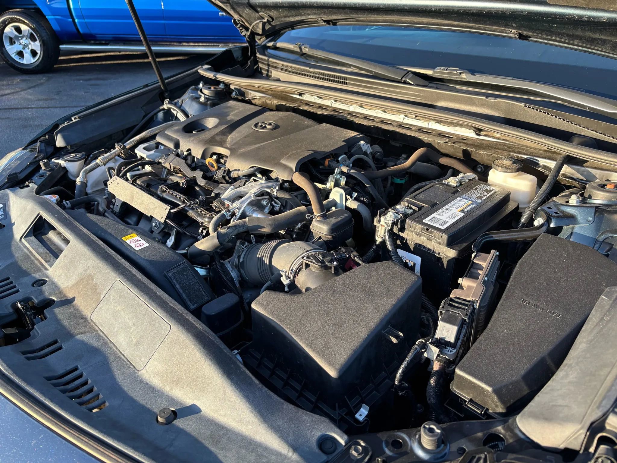 Used 2020 Toyota Camry SE FWD image 20