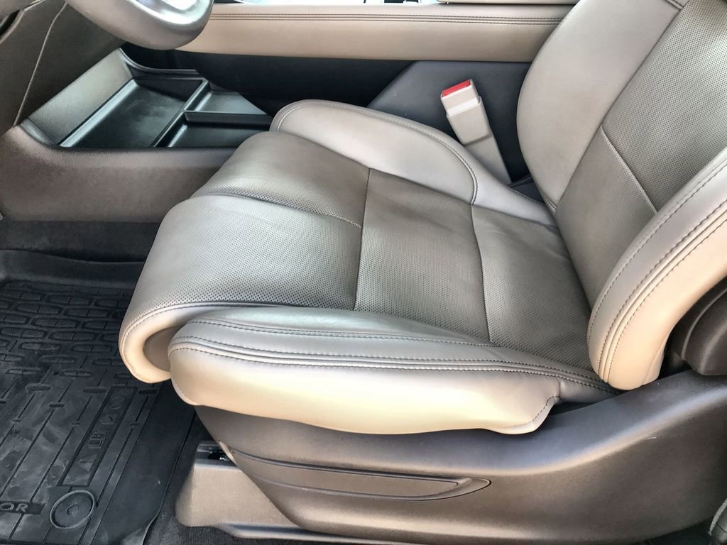 Used 2024 Lincoln Navigator Reserve image 12