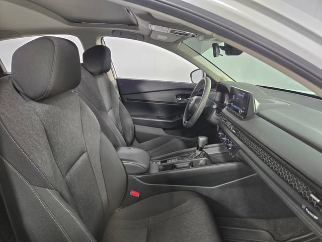 Used 2023 Honda Accord EX image 15