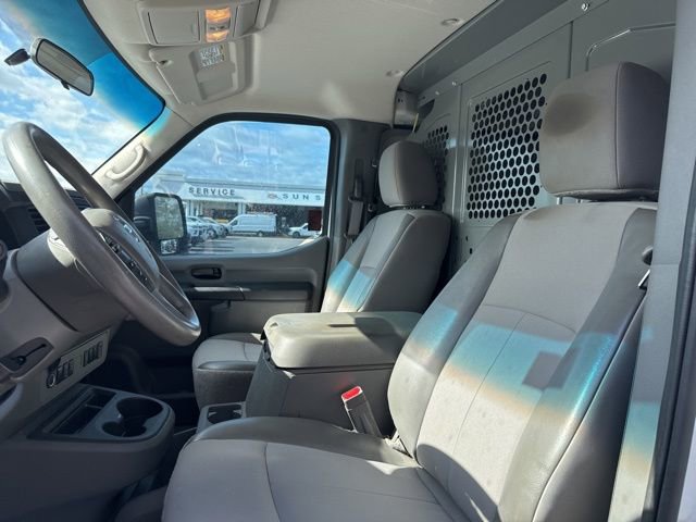 Used 2019 Nissan NV 3500 SL w/ Navigation Package image 9