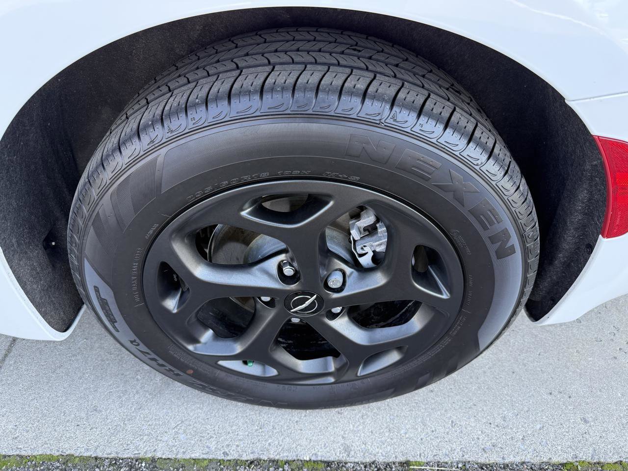 Used 2023 Chrysler Pacifica Limited w/ S Appearance Package FWD image 55
