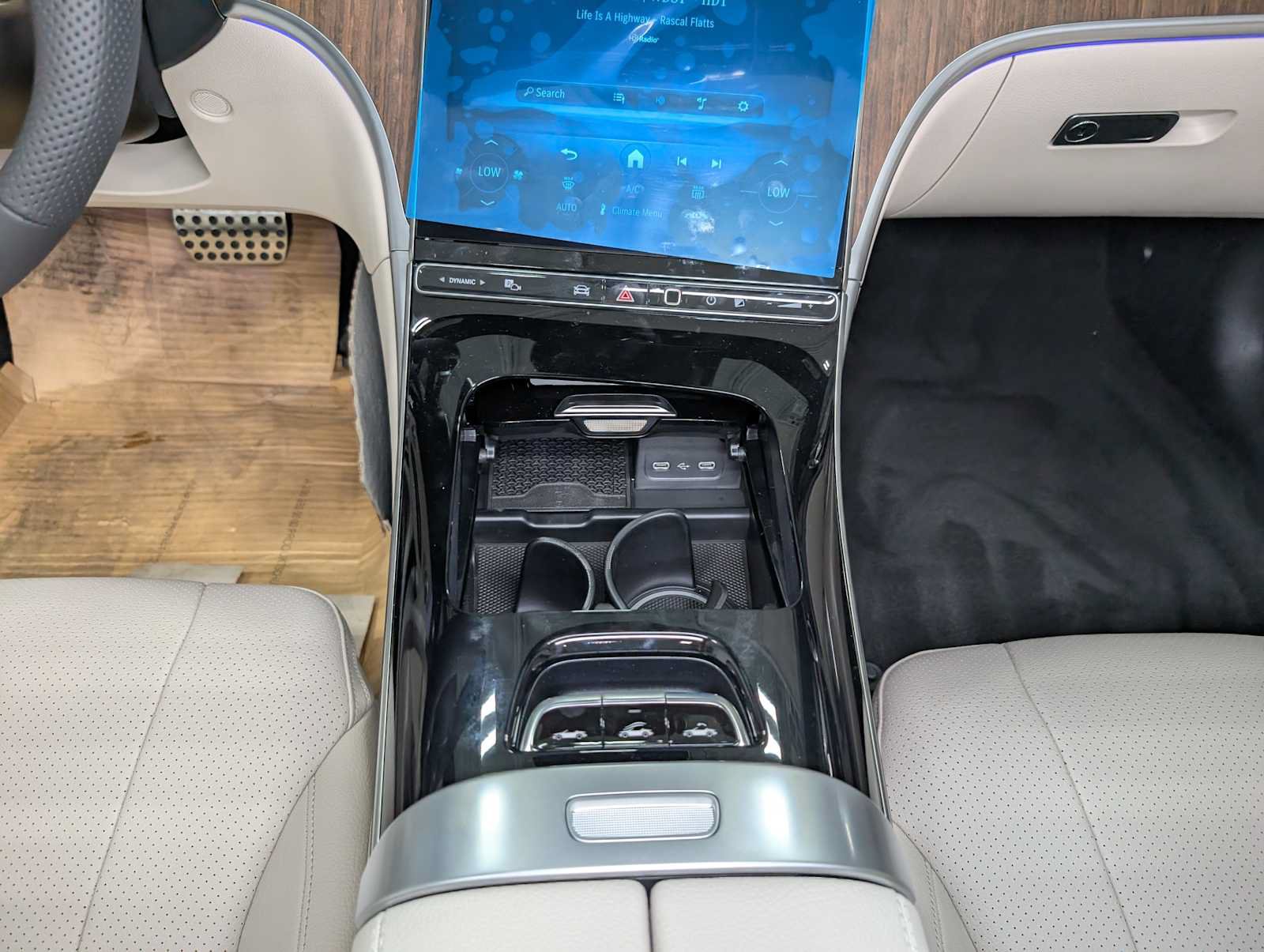 New 2026 Mercedes-Benz CLE 450 4MATIC Cabriolet image 15