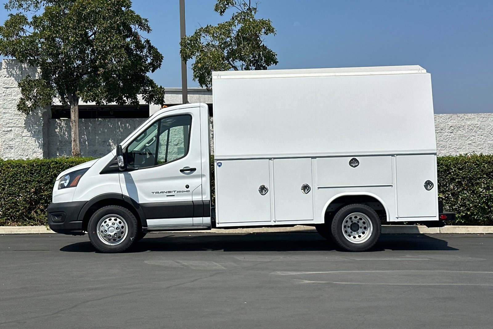 New 2024 Ford Transit 350 w/ Interior Upgrade Package image 7
