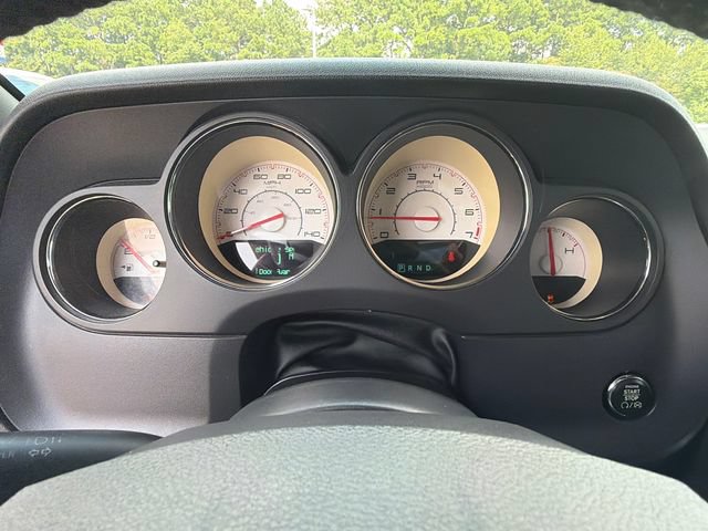 Used 2013 Dodge Challenger SXT Plus RWD image 23