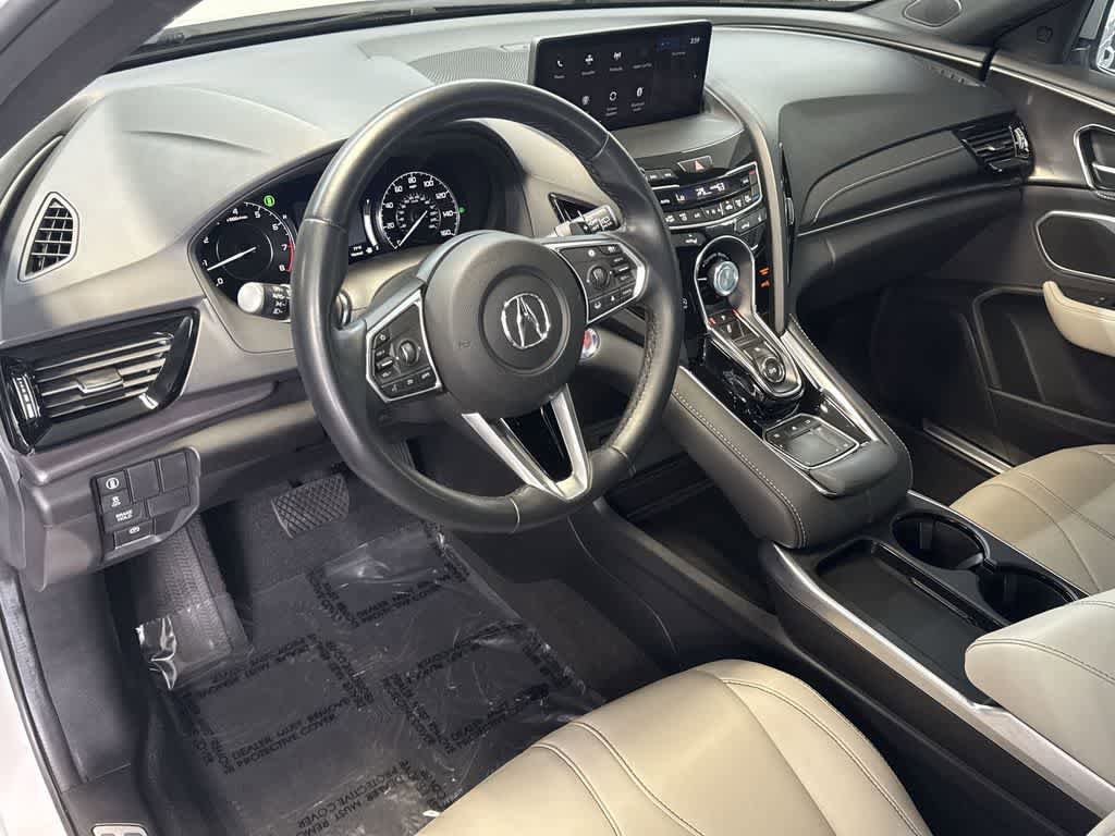 Used 2025 Acura RDX SH-AWD image 13