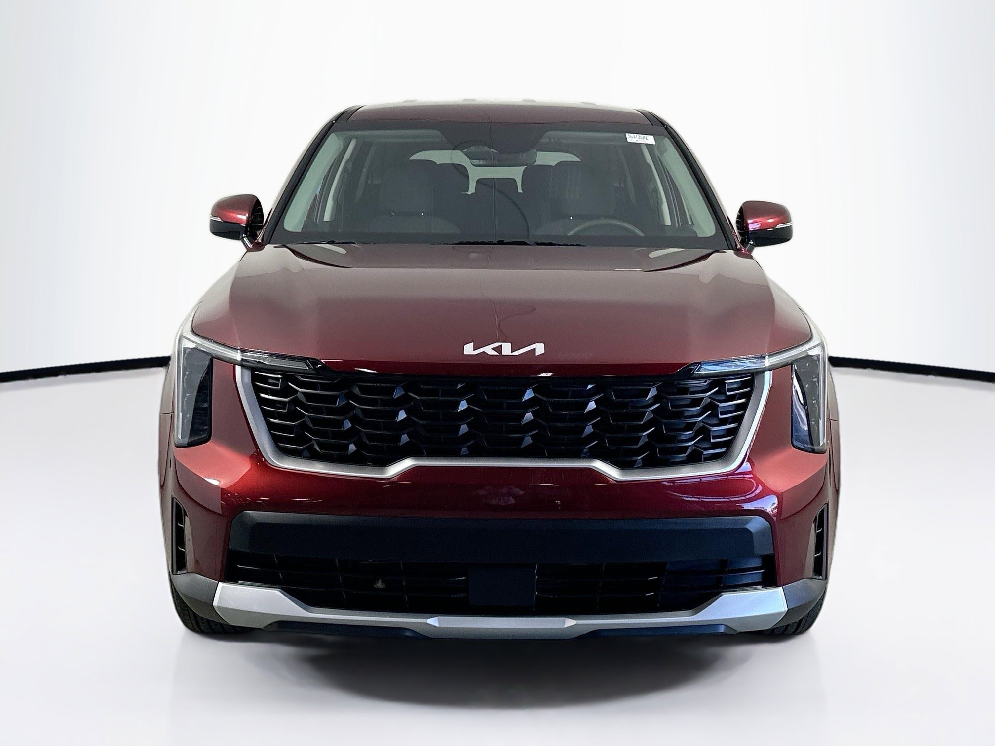 Used 2025 Kia Sorento LX image 2