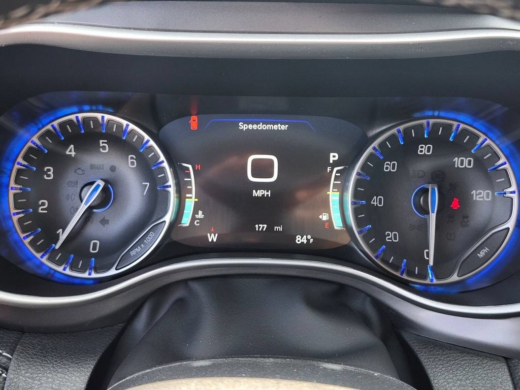 New 2026 Chrysler Pacifica Select w/ S Appearance Package AWD/4WD image 31