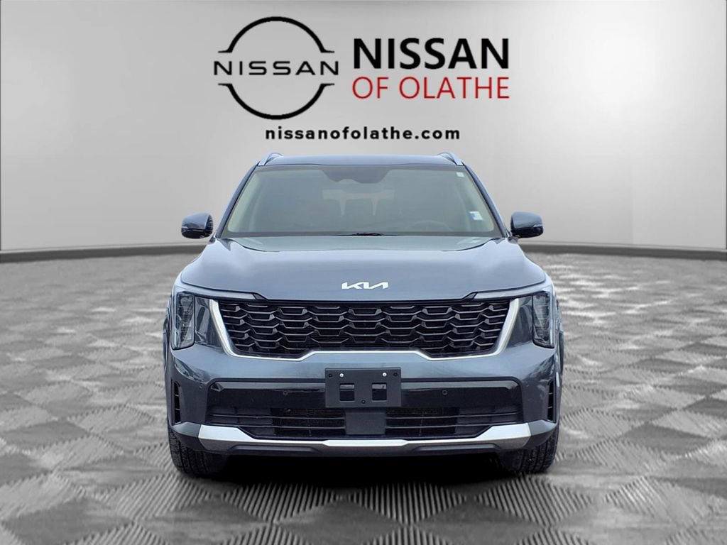 Used 2024 Kia Sorento S image 32