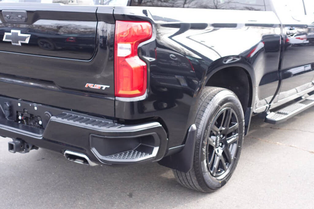 Used 2024 Chevrolet Silverado 1500 RST AWD/4WD image 11