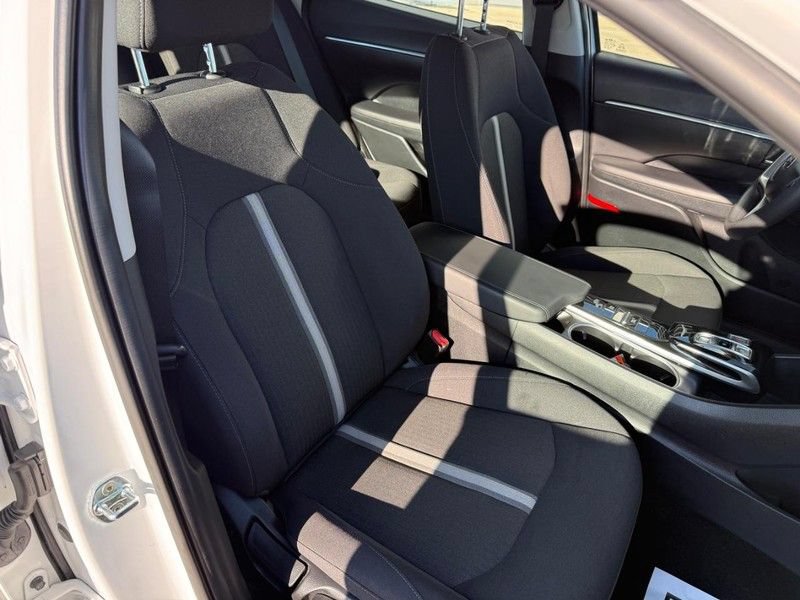 Used 2022 Hyundai Sonata SEL FWD image 11