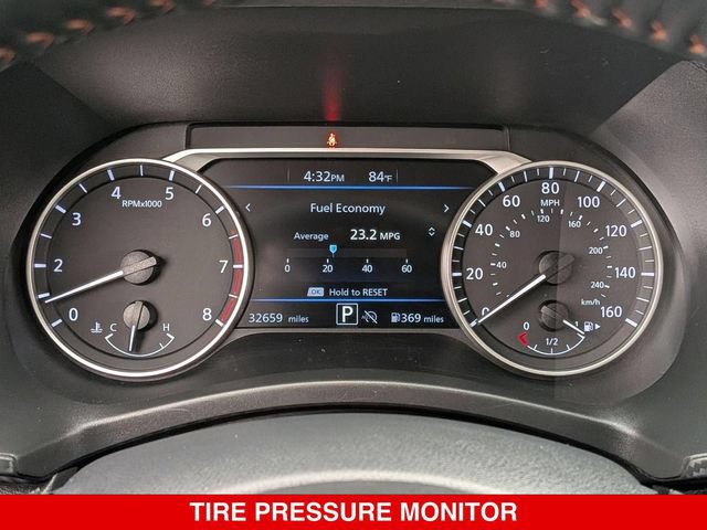 Used 2024 Nissan Sentra SR w/ SR Premium Package FWD image 22