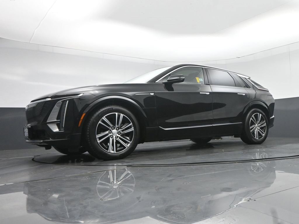 Used 2023 Cadillac Lyriq 2WD image 63