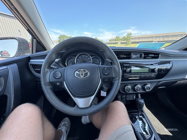 Used 2014 Toyota Corolla L FWD image 7