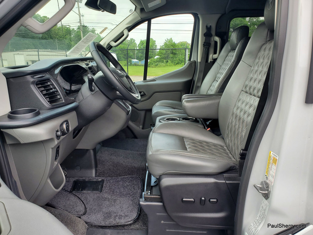 Used 2023 Ford Transit 150 Low Roof AWD image 32