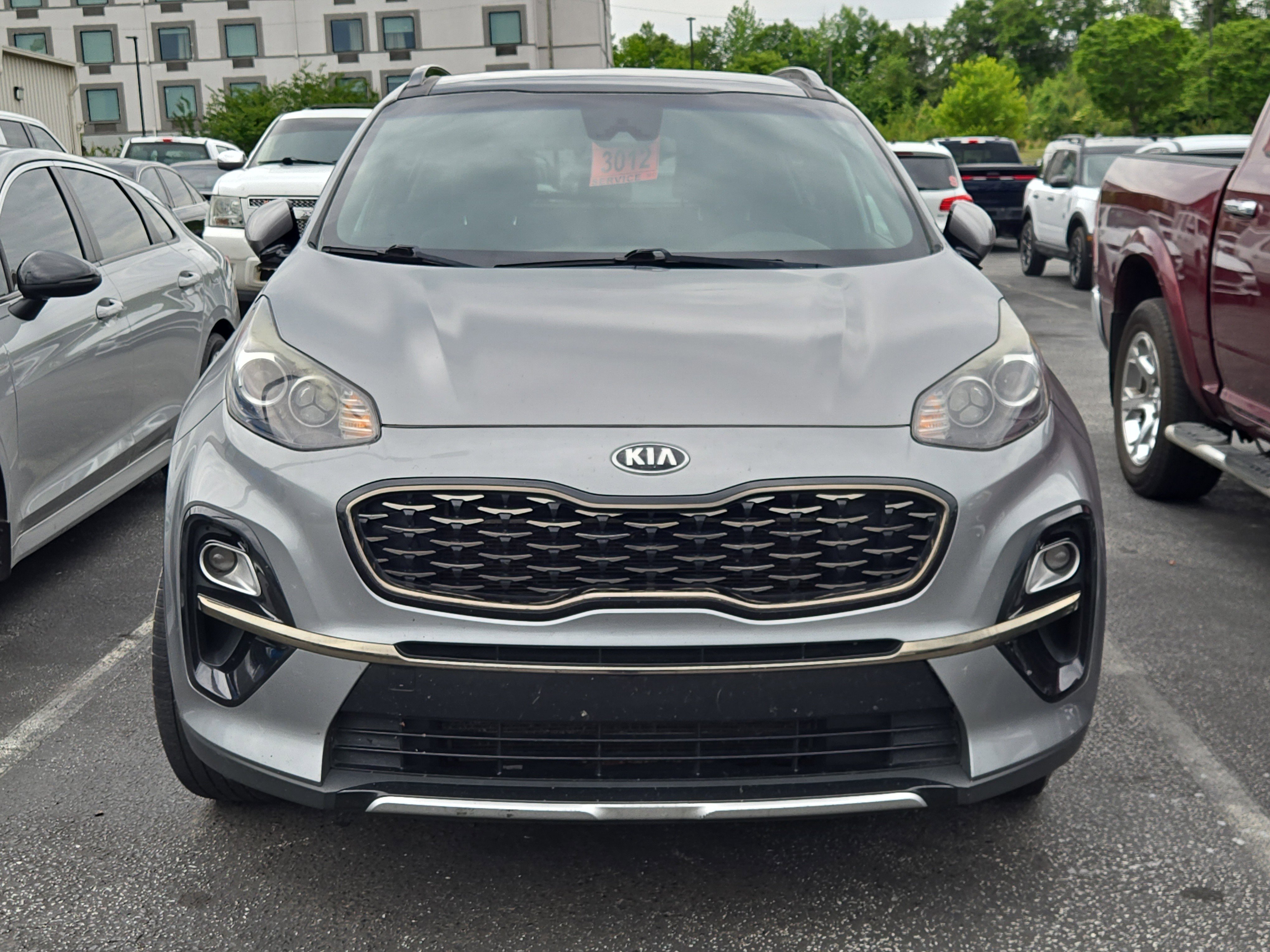Used 2020 Kia Sportage S w/ S FWD Sunroof Package image 2