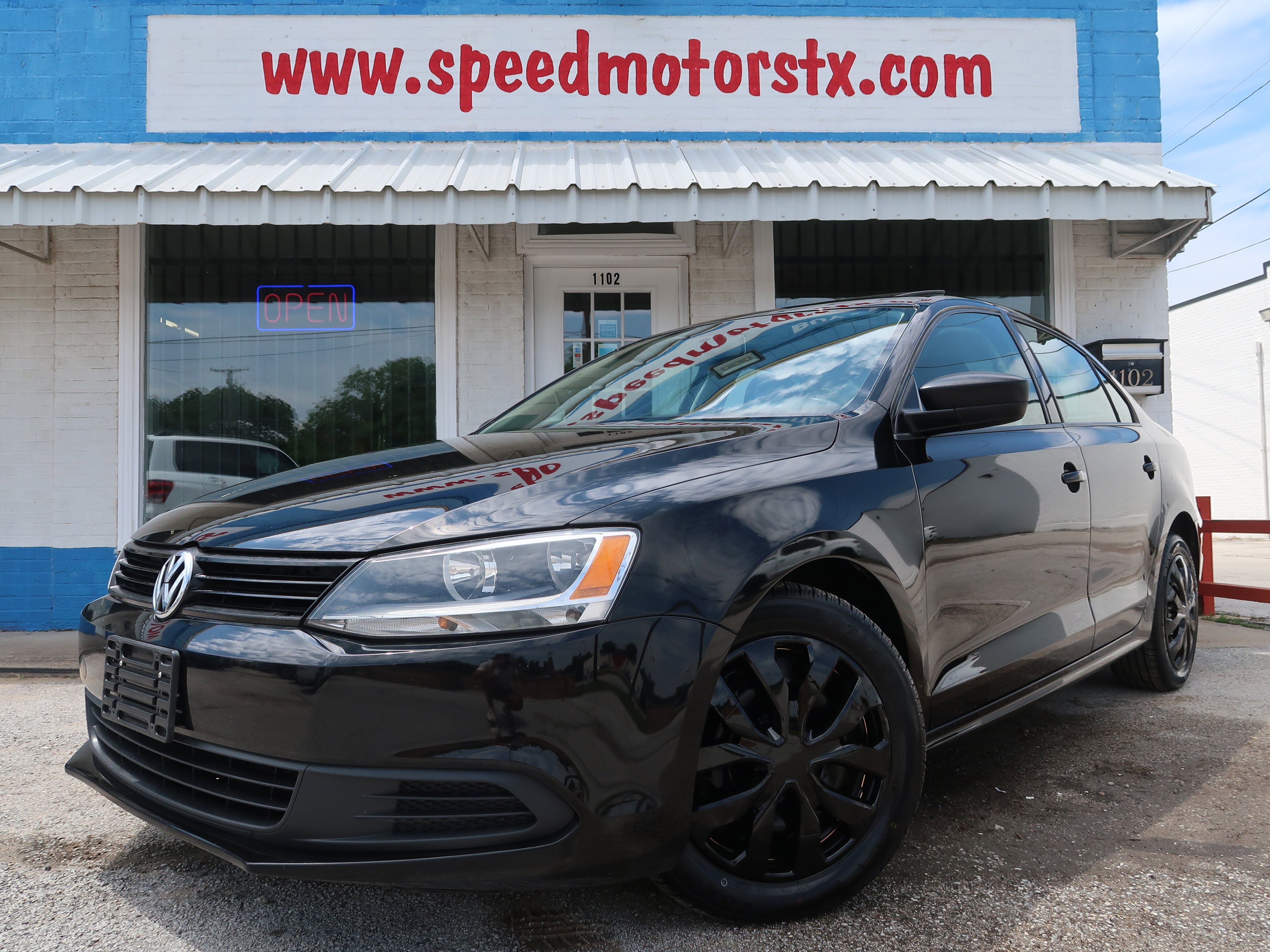 Used 2012 Volkswagen Jetta S FWD image 1