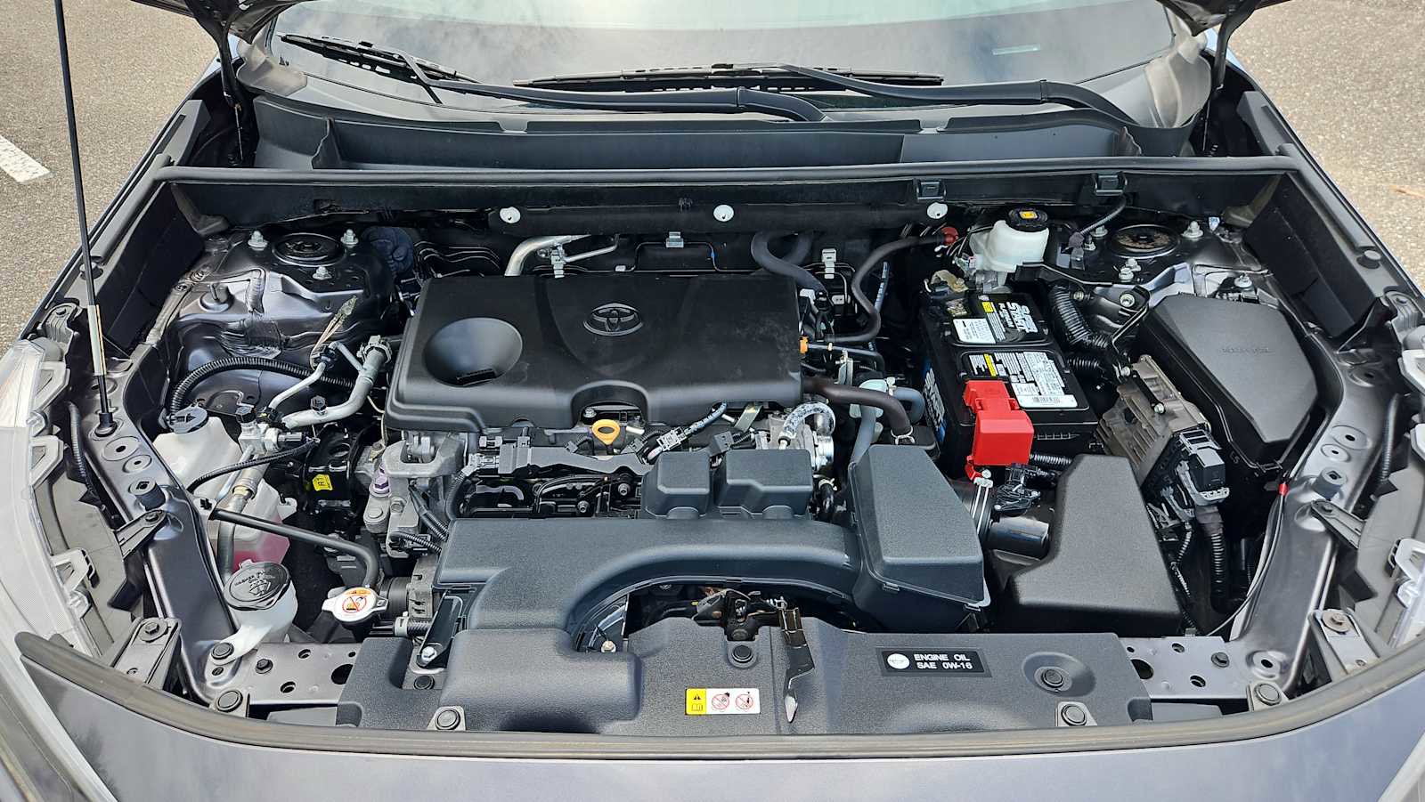 Used 2022 Toyota RAV4 LE AWD/4WD image 17