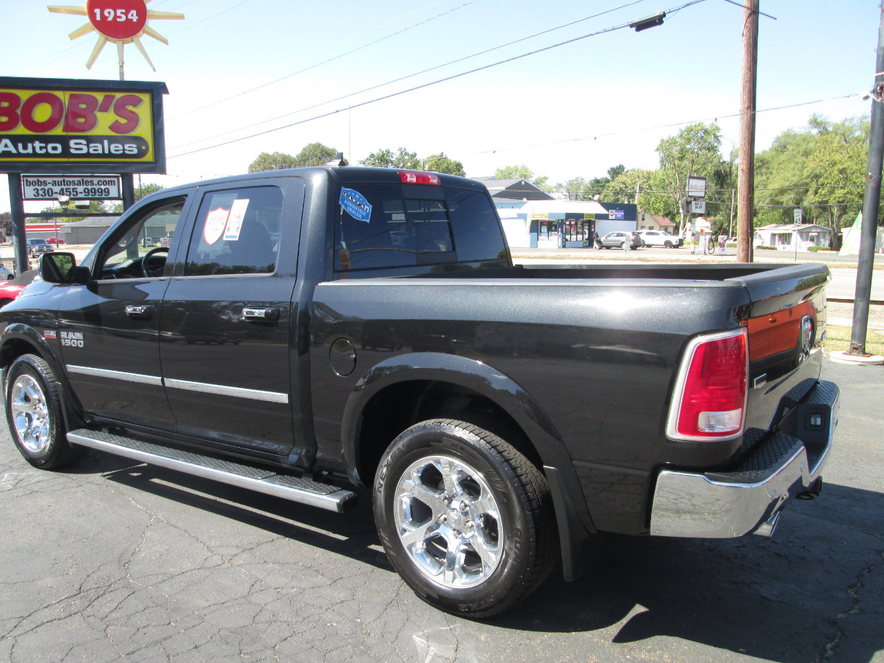 Used 2018 RAM 1500 Laramie w/ Convenience Group image 14