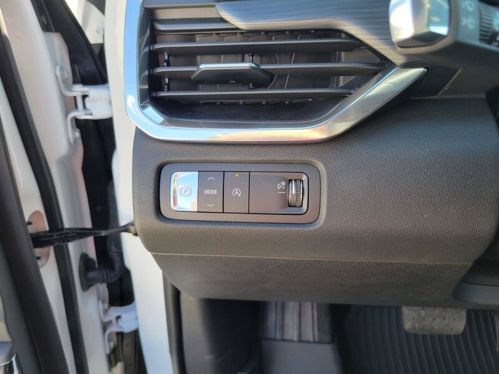 New 2026 GMC Acadia Elevation w/ Black Edition FWD image 21