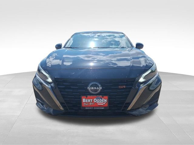 Certified 2024 Nissan Altima 2.5 SR w/ SR Premium Package FWD image 2