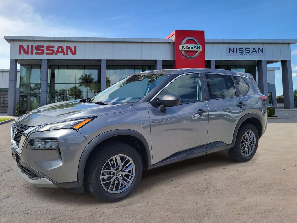 Used 2023 Nissan Rogue S AWD/4WD image 8