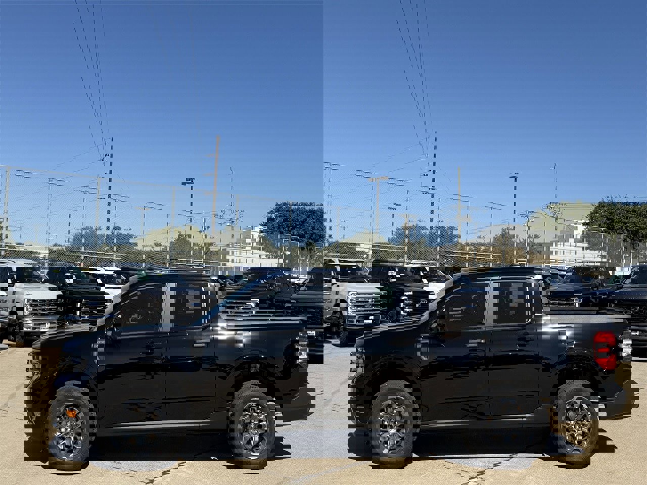New 2025 Ford Maverick XLT image 27