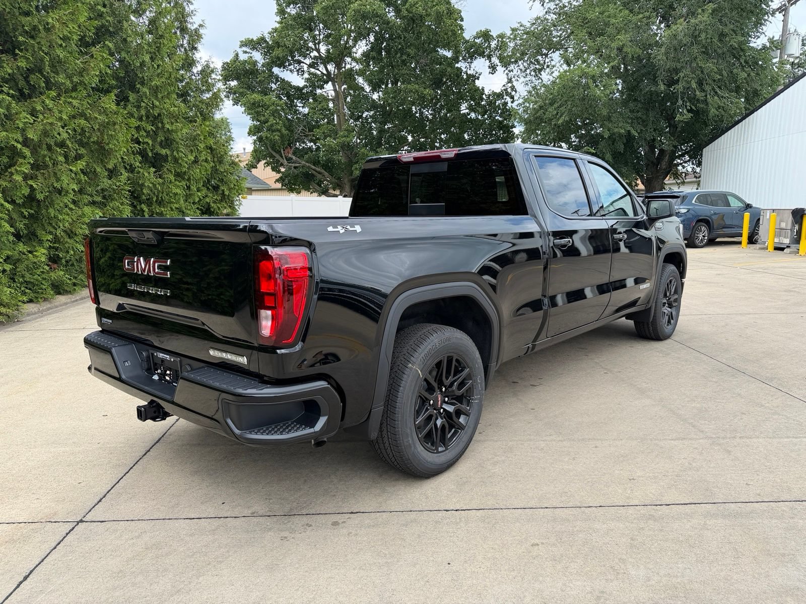 New 2026 GMC Sierra 1500 Elevation w/ Preferred Package AWD/4WD image 31