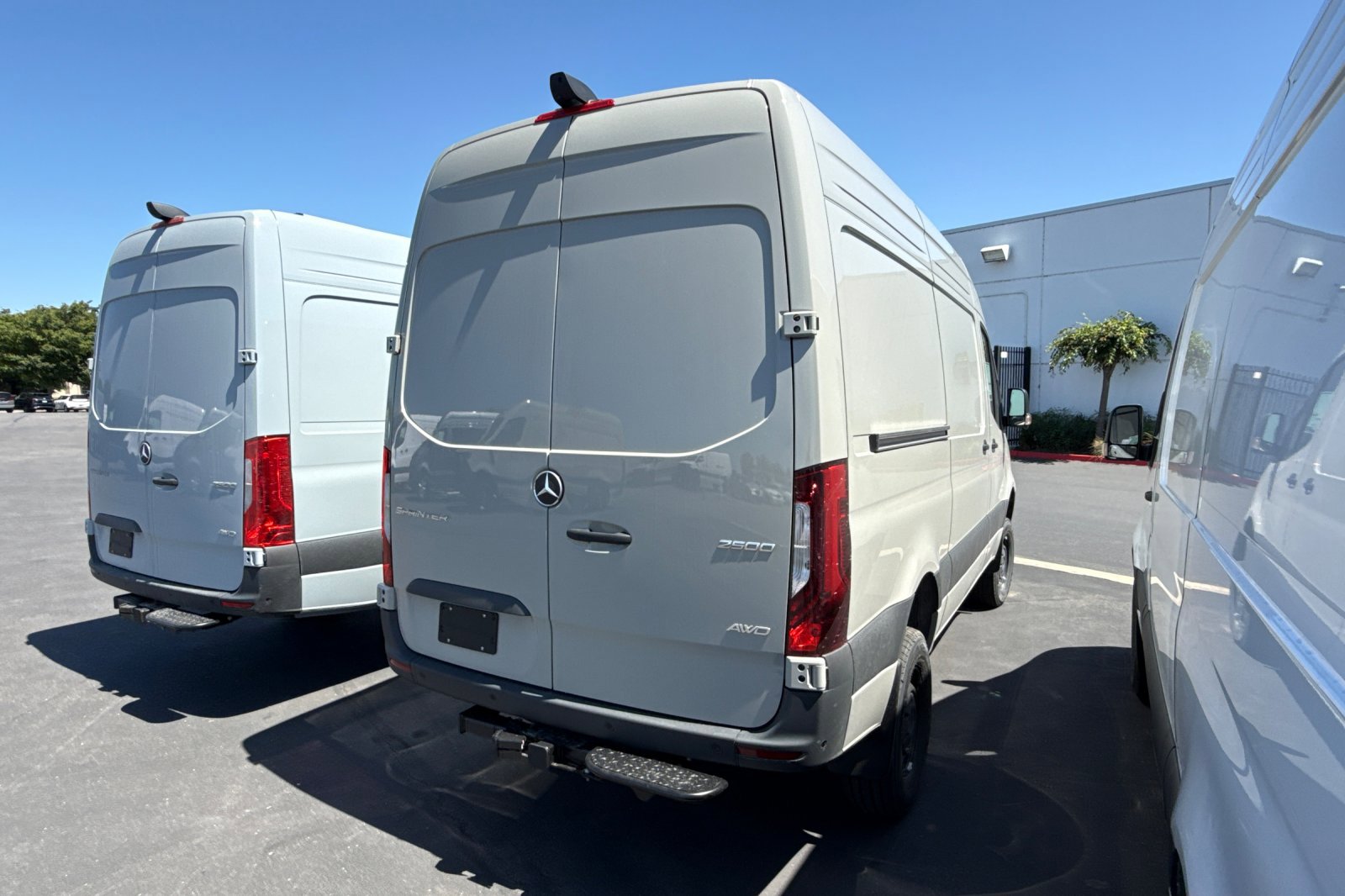 New 2026 Mercedes-Benz Sprinter 2500 image 3