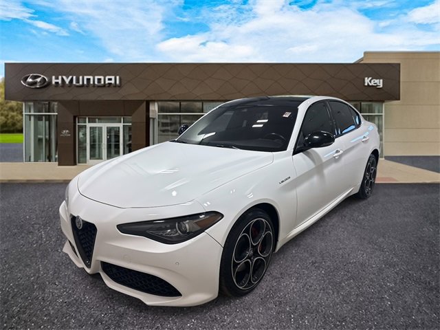 Used 2022 Alfa Romeo Giulia Veloce