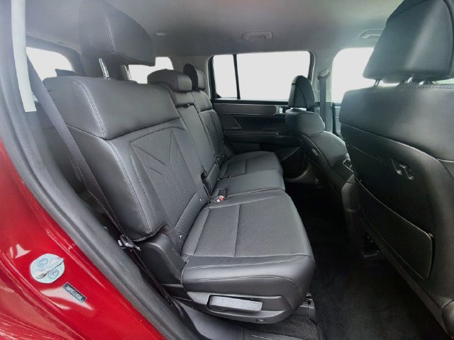 Certified 2026 Hyundai Santa Fe SEL FWD image 29