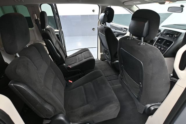 Used 2014 Dodge Grand Caravan SE w/ Quick Order Package 29E SE FWD image 39