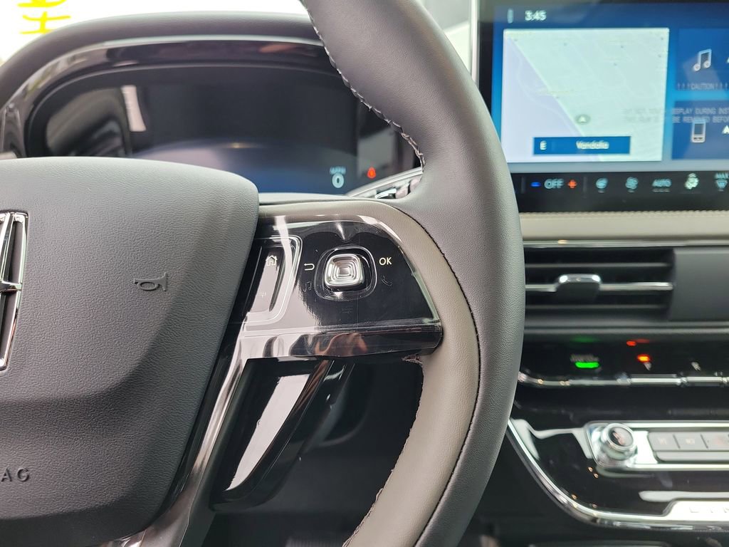 New 2026 Lincoln Corsair Premiere image 24