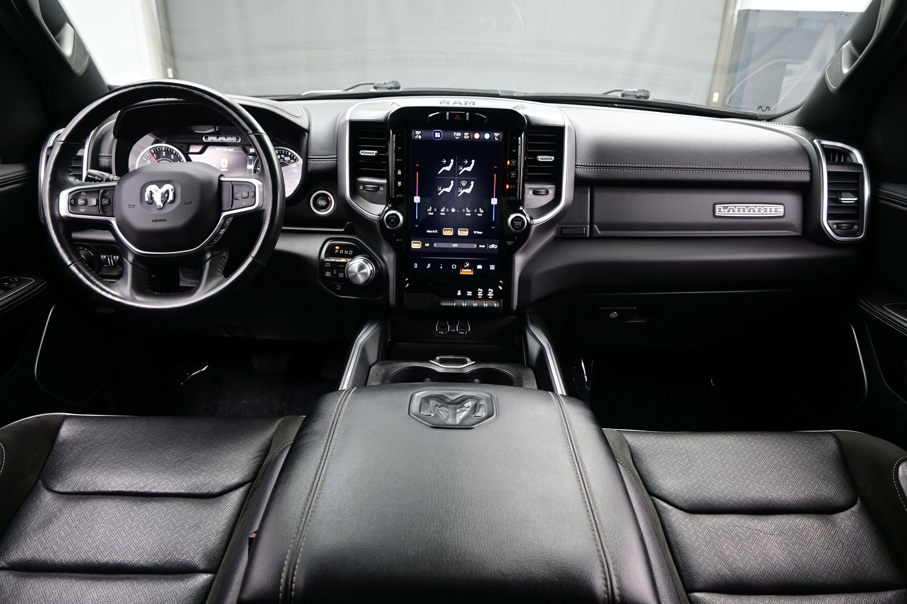 Used 2023 RAM 1500 Laramie AWD/4WD image 17