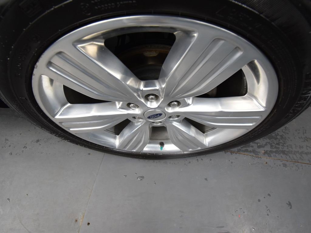 Certified 2024 Ford Expedition Max Platinum image 9